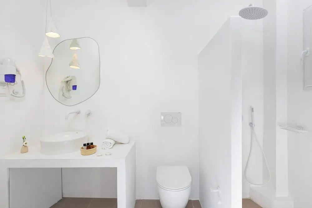 Photo - Voca Hotel & Suites