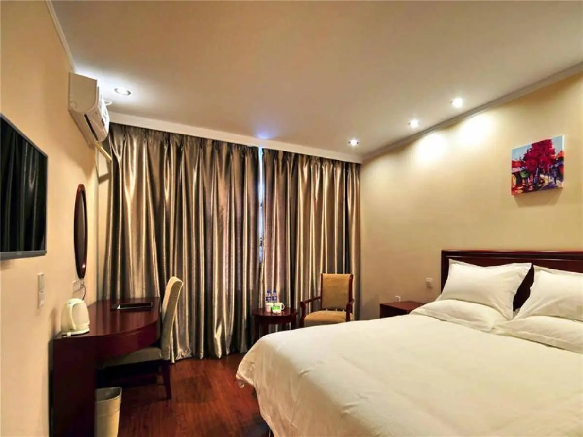 GreenTree Inn Zhangjiakou Jinding Ci’er Mountain Road Business Hotel
