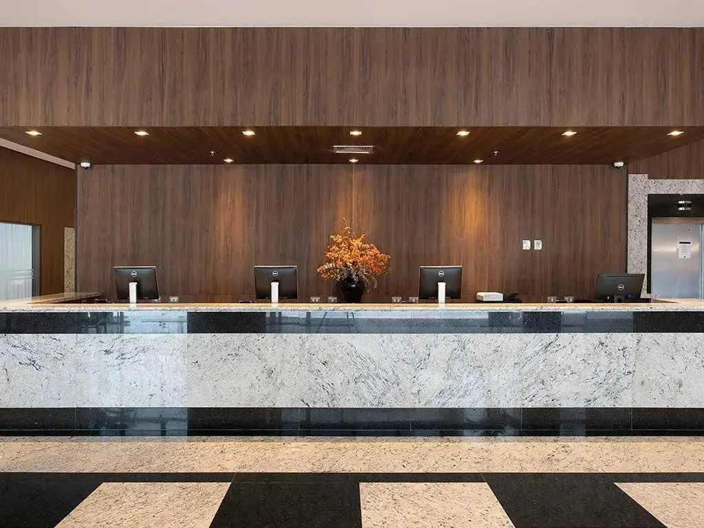 Photo - Windsor Tower Hotel