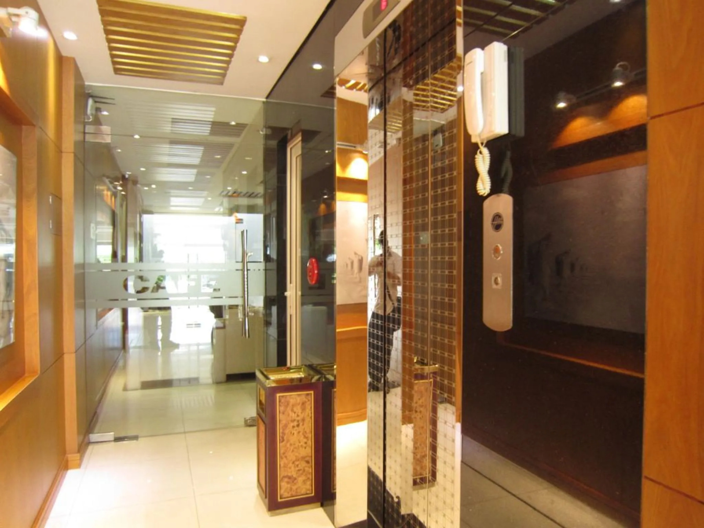 Photo - Van Ha Boutique Hotel Etown - Nhà Ga T3