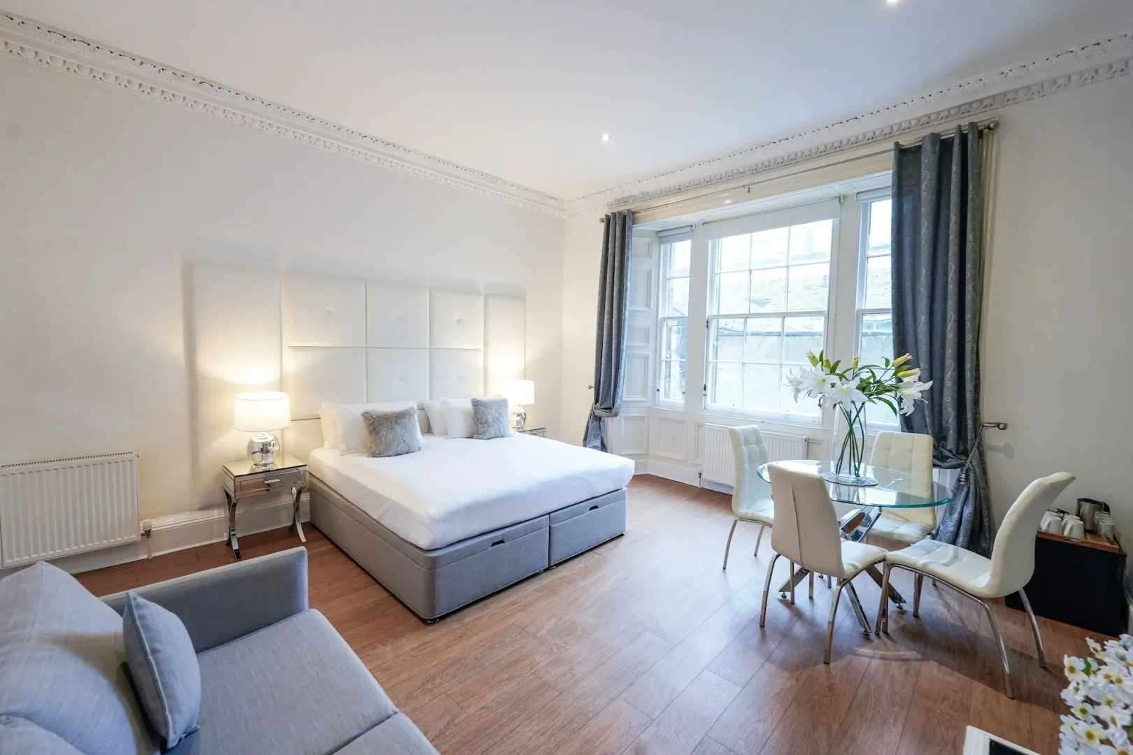 Photo - Hanover 71 Suites