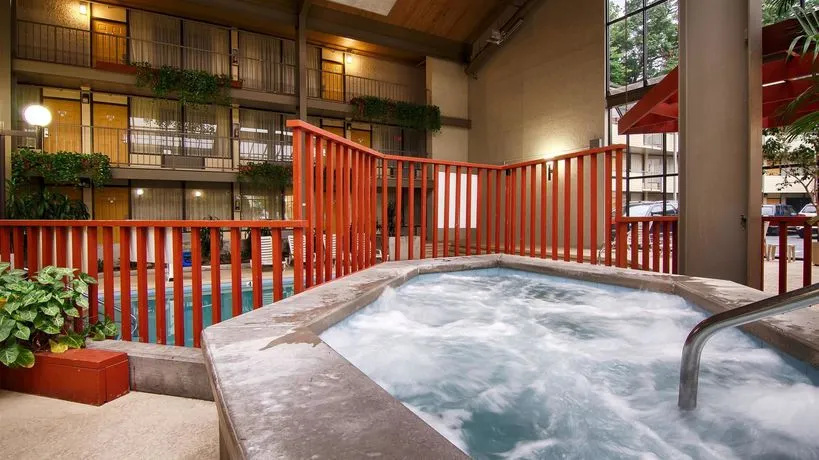 Photo - Best Western Toni Inn