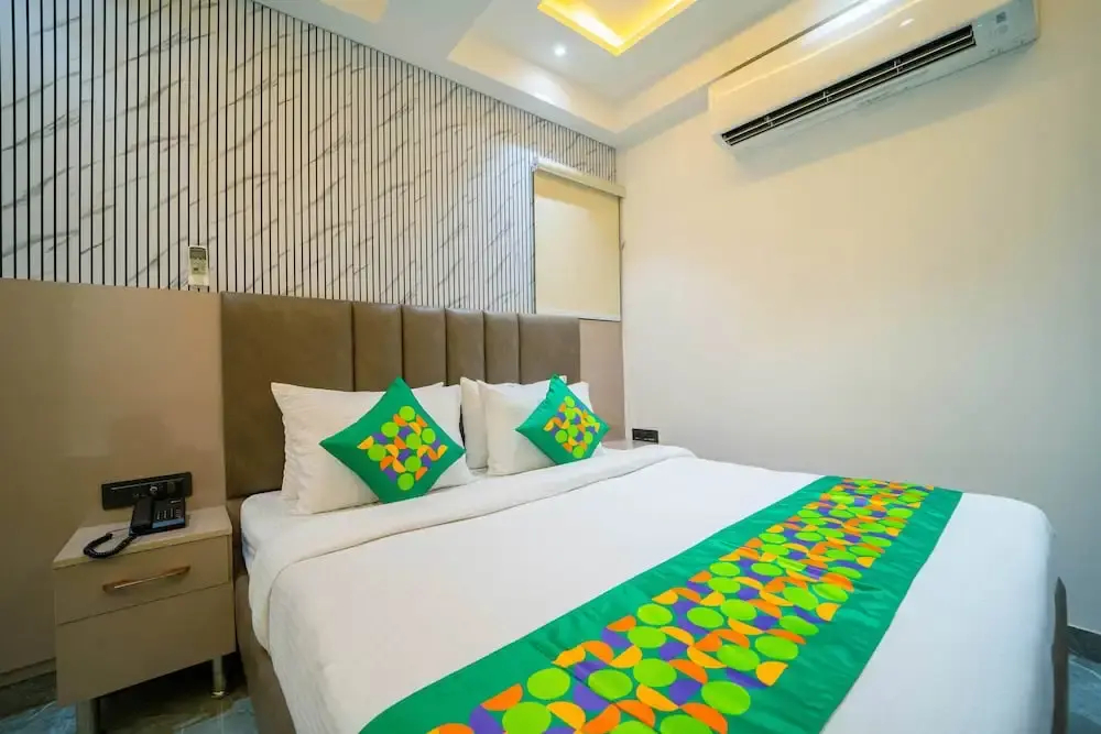 Foto - Treebo Gemstone