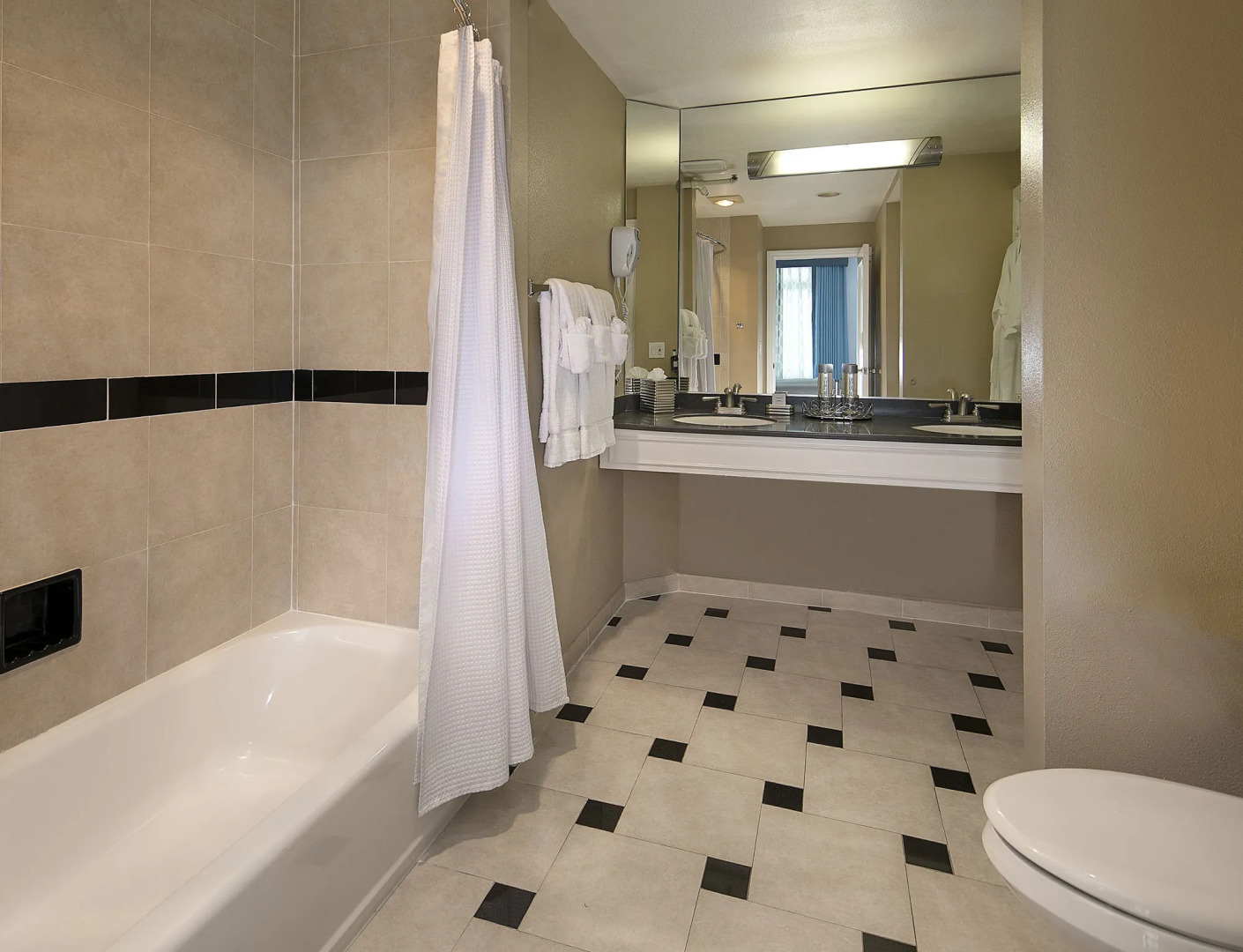 Photo - The Georgian, in The Unbound Collection by Hyatt