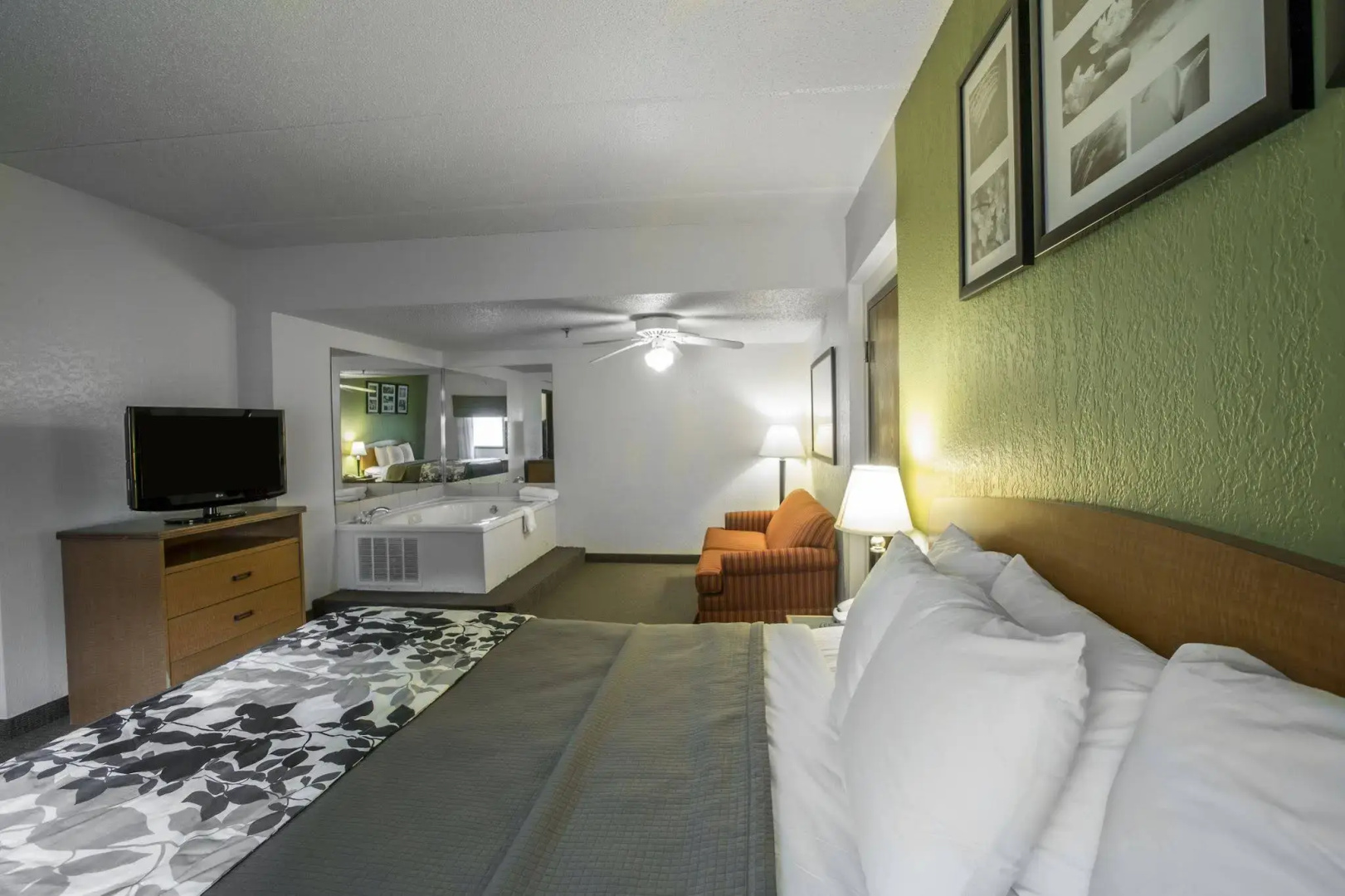 Foto - Sleep Inn & Suites near Sports World Blvd