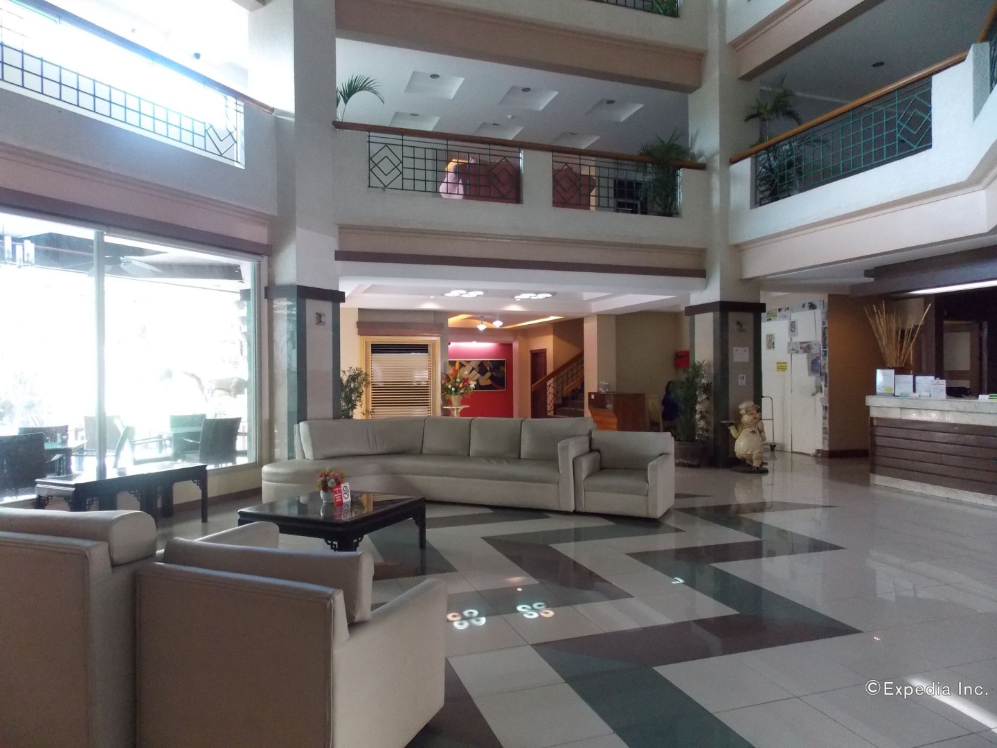 Goldenfield Kundutel Hotel