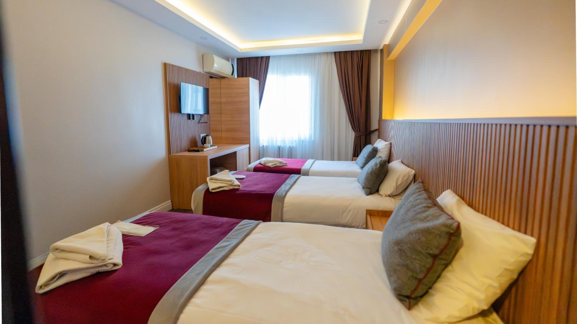 Photo - Hotel Diana