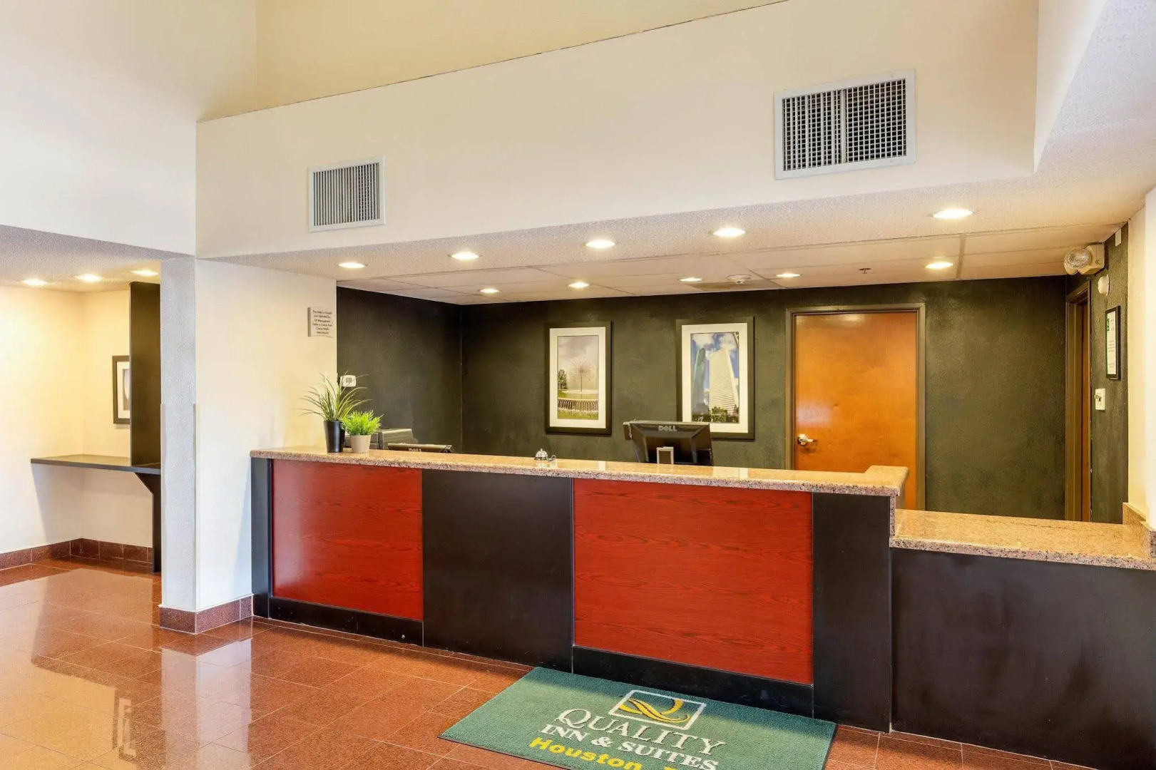 Foto - Quality Inn & Suites West Chase