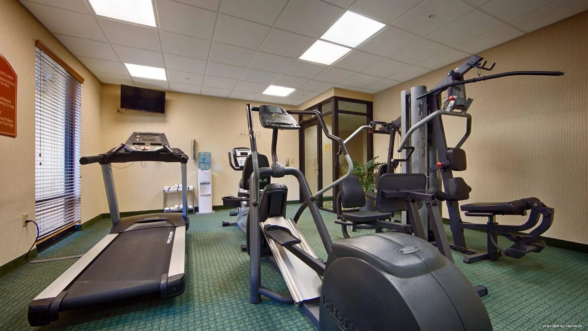 Foto - Best Western Plus Kendall Hotel & Suites