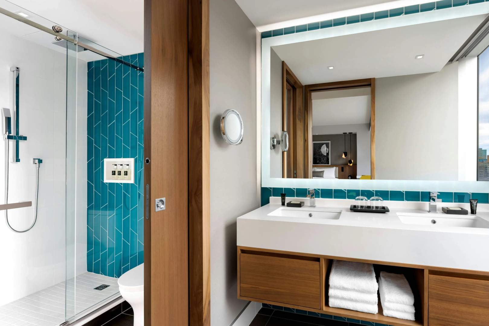 Photo - Humaniti Hotel Montreal, Autograph Collection