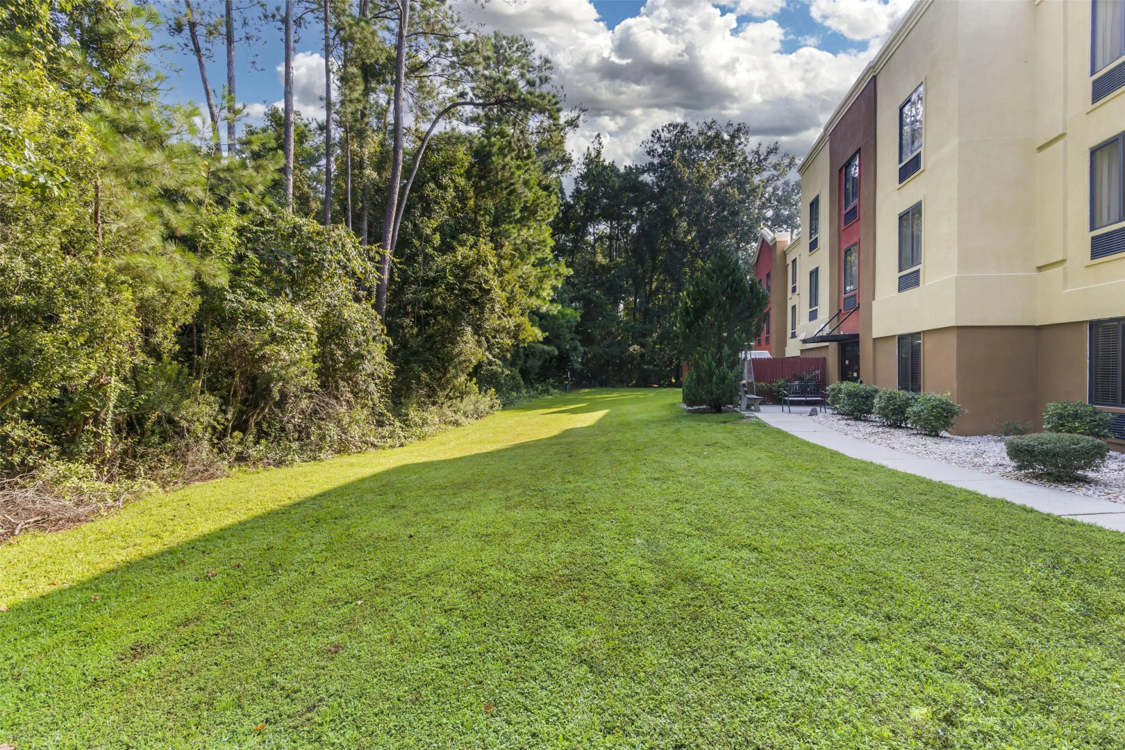 Photo - Best Western Plus Richmond Hill Inn