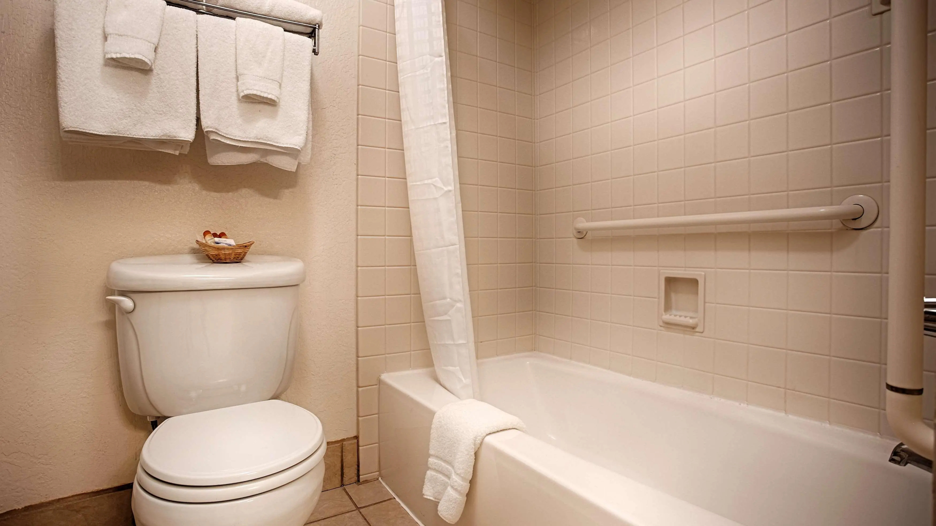 Photo - Best Western Sandman Hotel