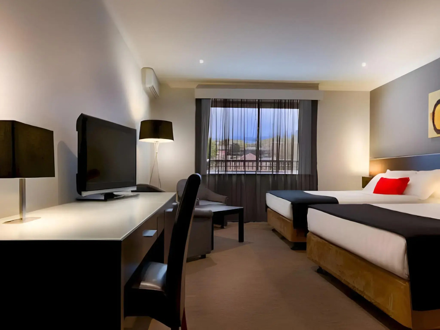 Photo - Crest On Barkly Serviced Apartments