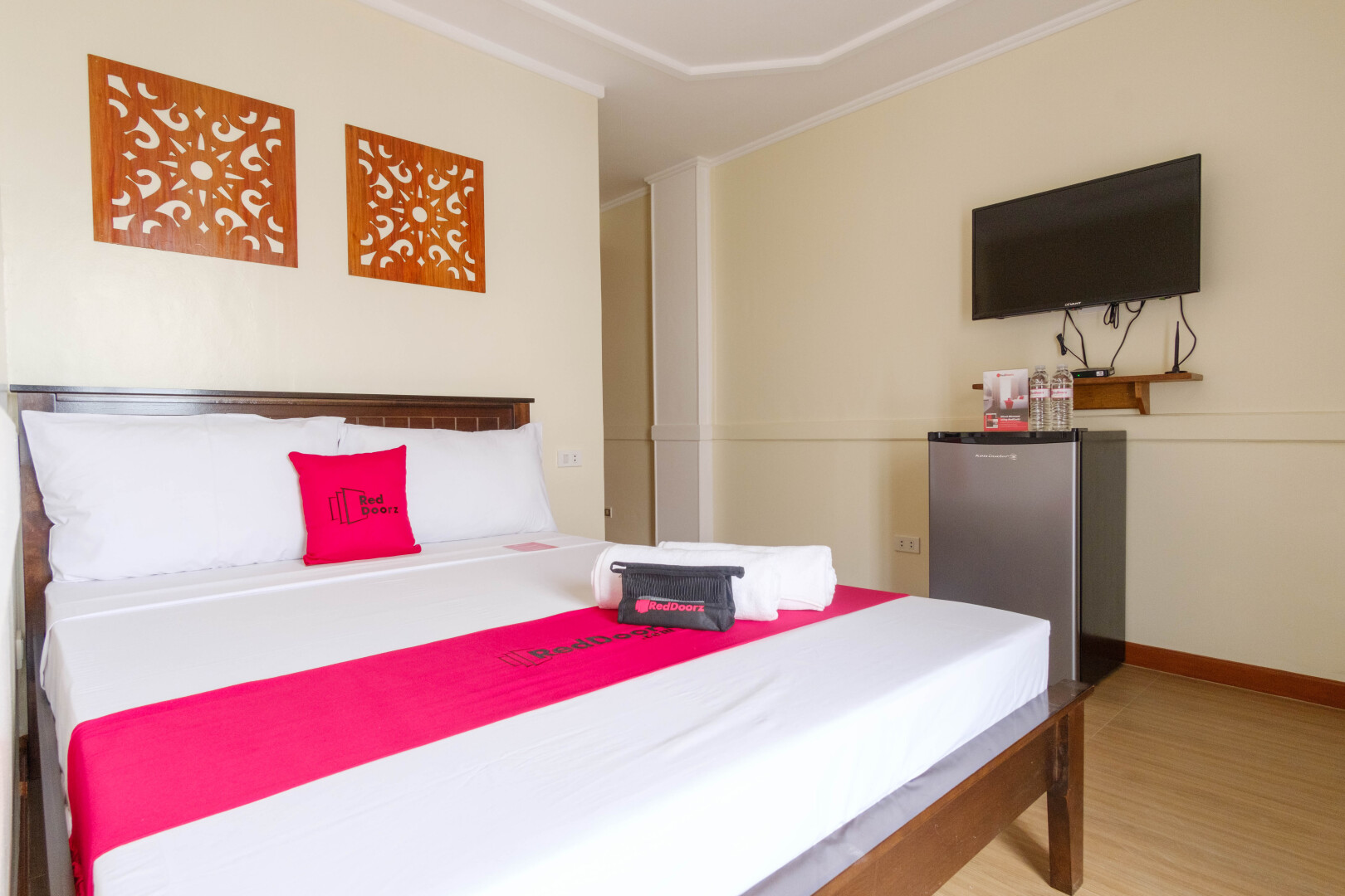 Photo - RedDoorz Plus near Johnson and Johnson Paranaque