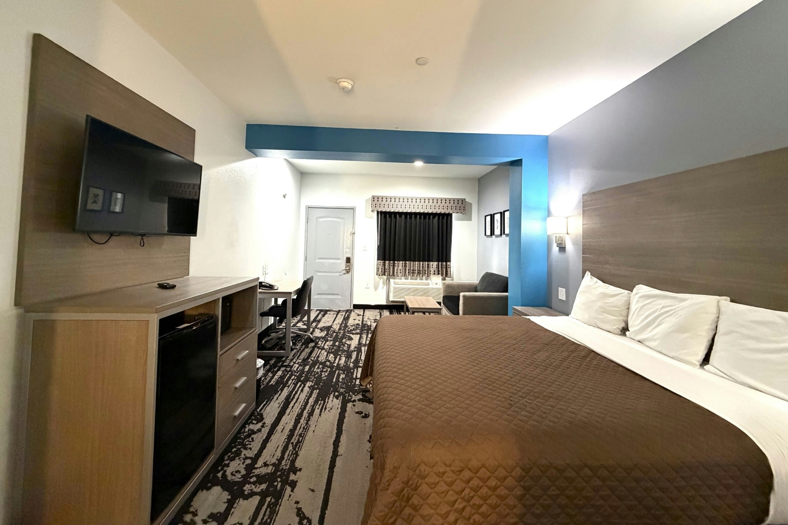 Photo - Hotel Royale IAH Airport North Houston I-45