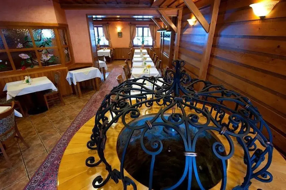 Photo - Hotel Karpatsky Dvor Lozorno