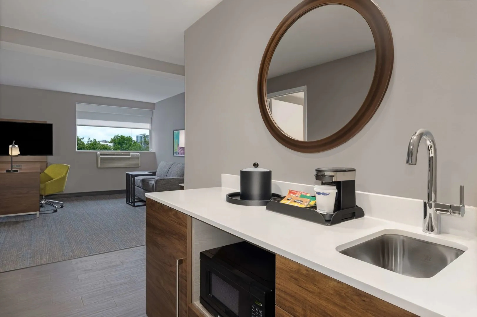 Photo - Hampton Inn & Suites by Hilton Toronto Downtown