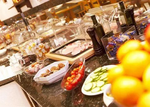 Foto - Arthotel Ambassador Wiesbaden - FREE PARKING