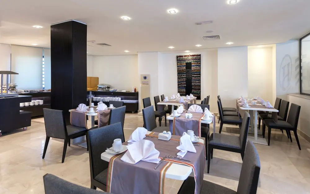 Photo - Business Hotel
