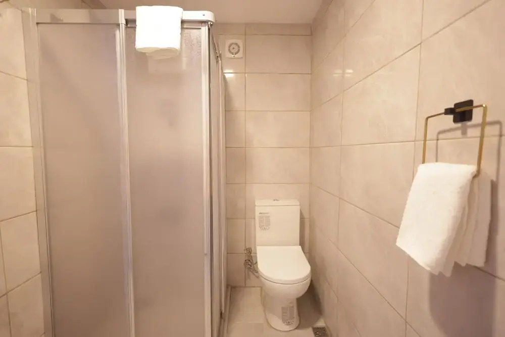 Photo - Bonita Apart