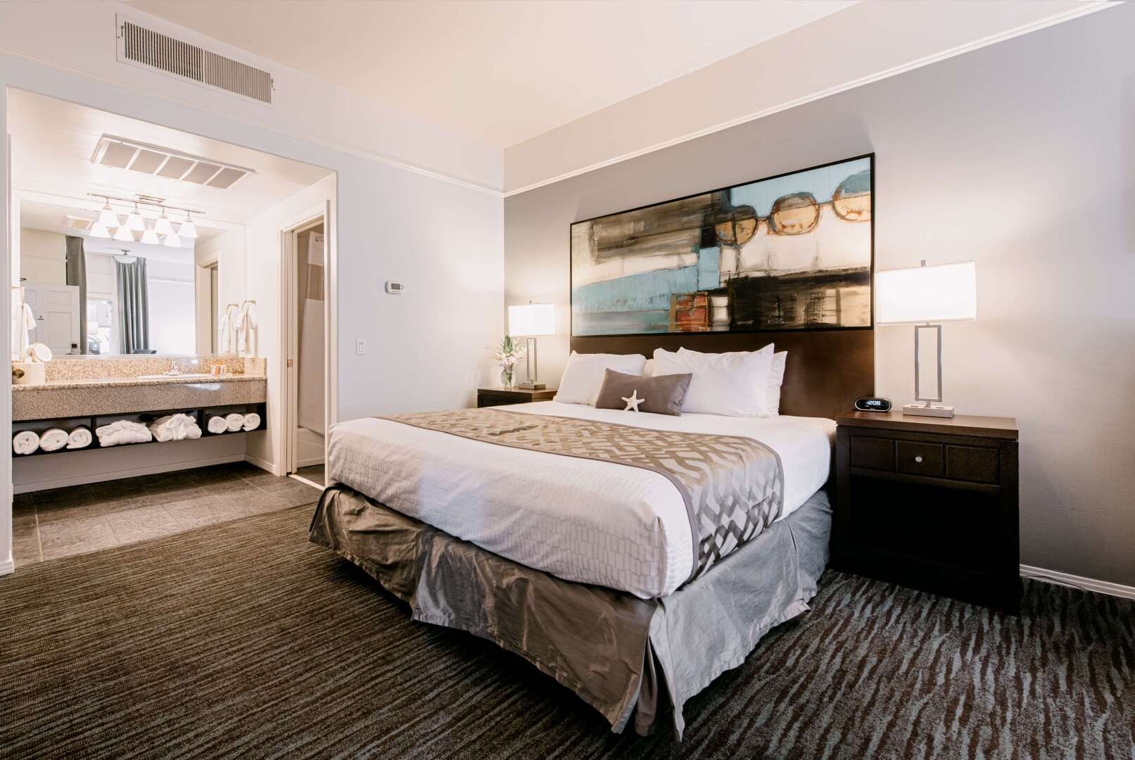 Photo - Tamarack Beach Hotel