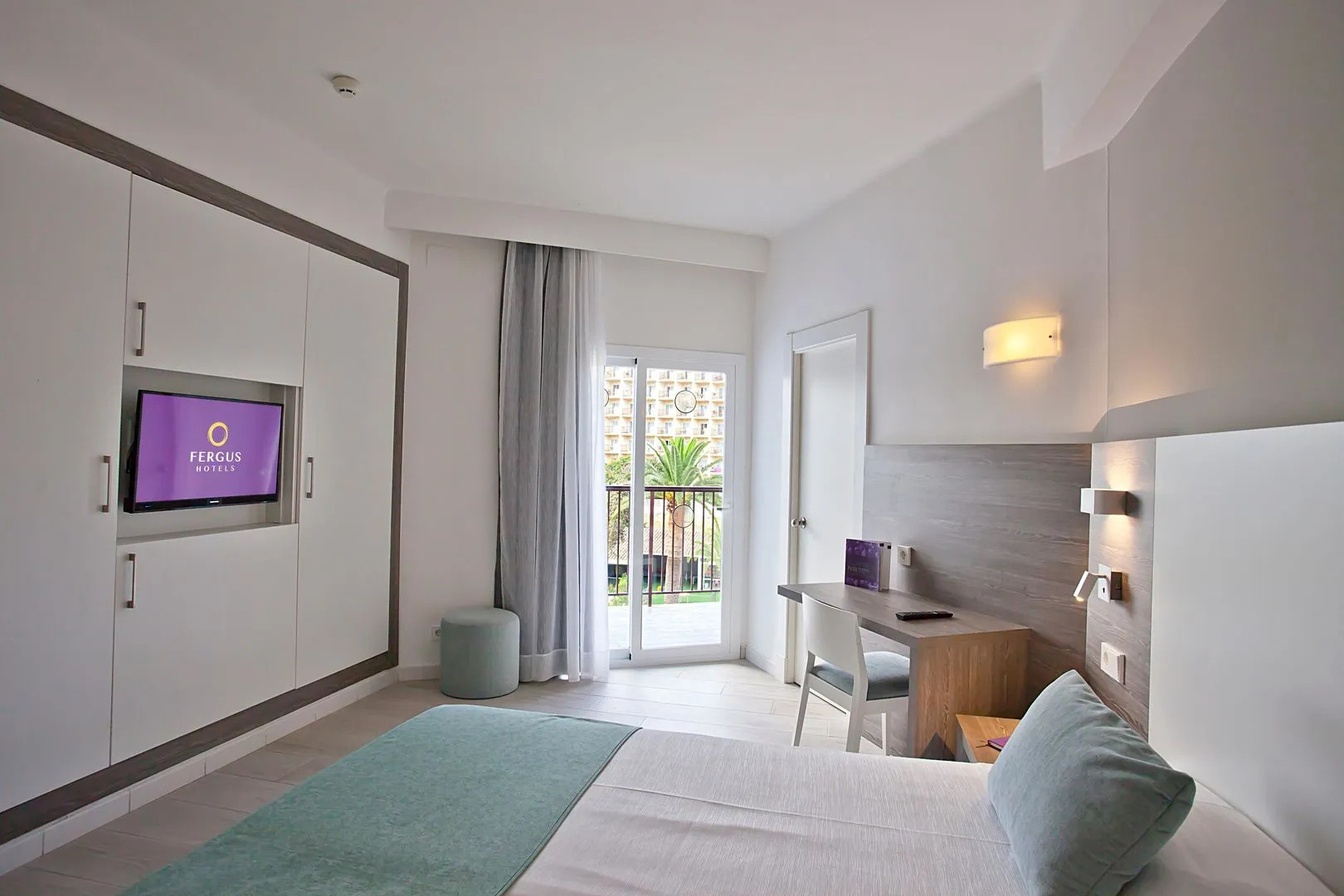 Photo - FERGUS Bermudas