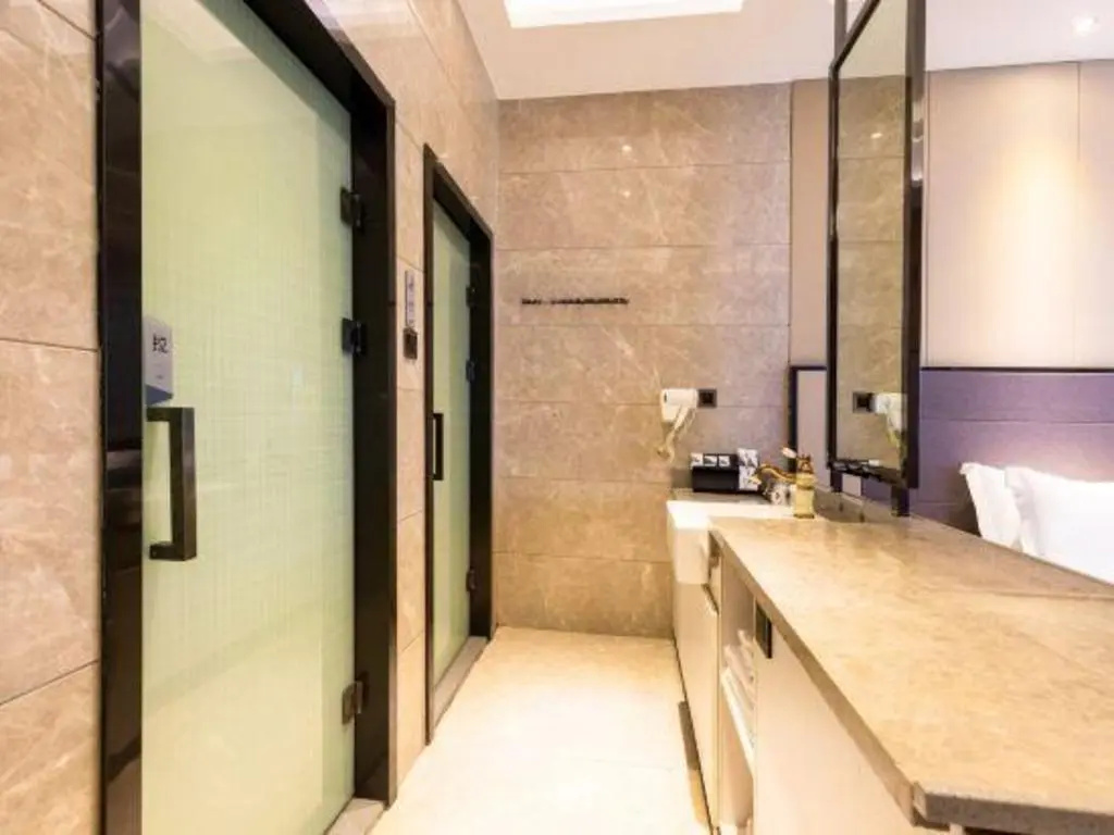 Borrman Hotel Maoming Avenue Donghui City