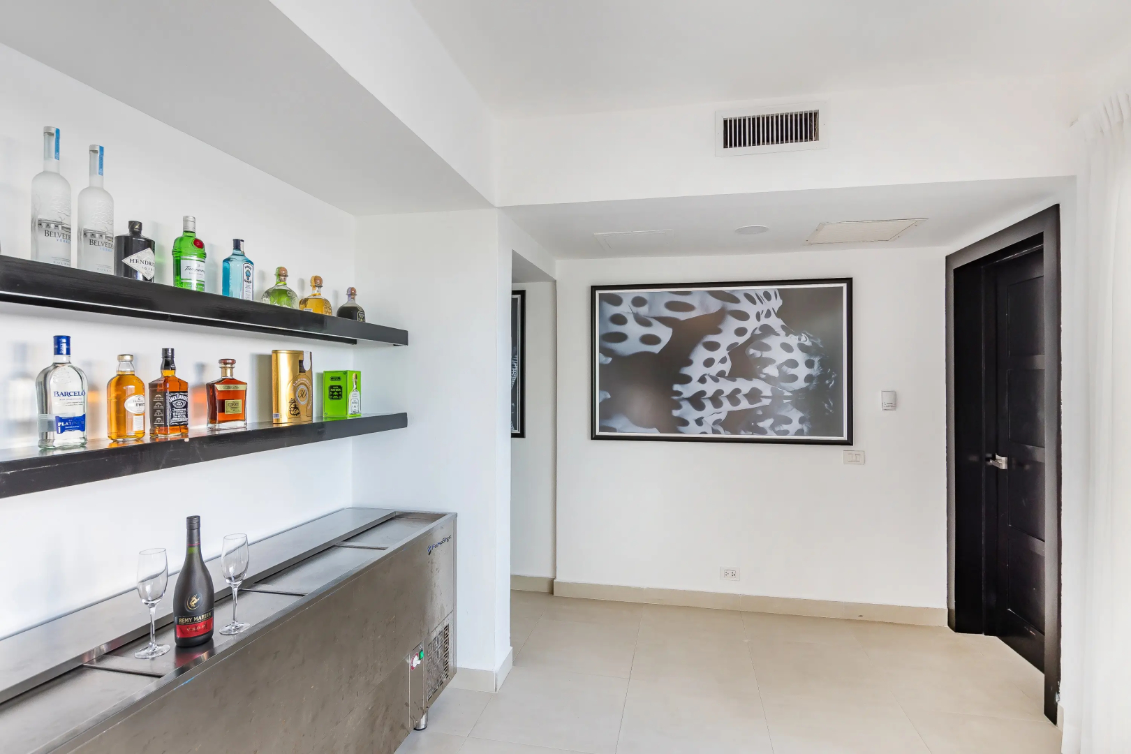 Foto - VILLA PANDORA BEACH FRONT ViLLA WITH CHEF GAME ROOM POOL