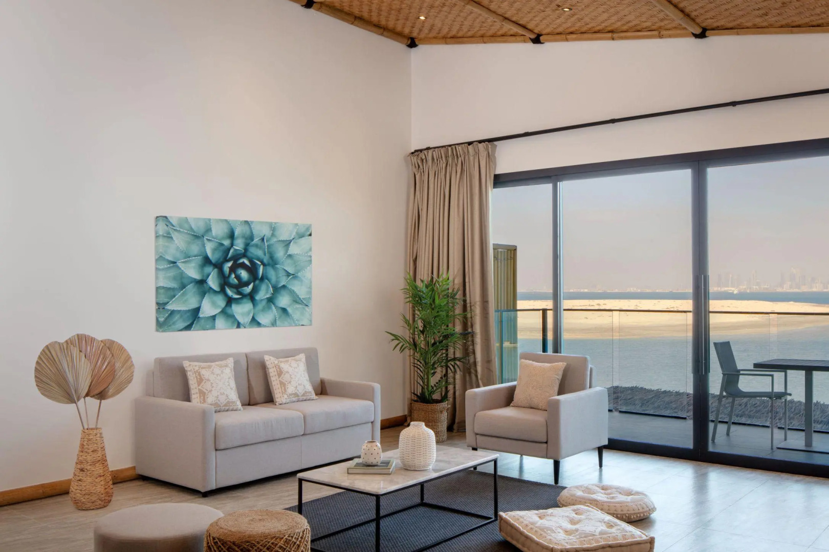 Photo - Anantara World Islands Dubai Resort