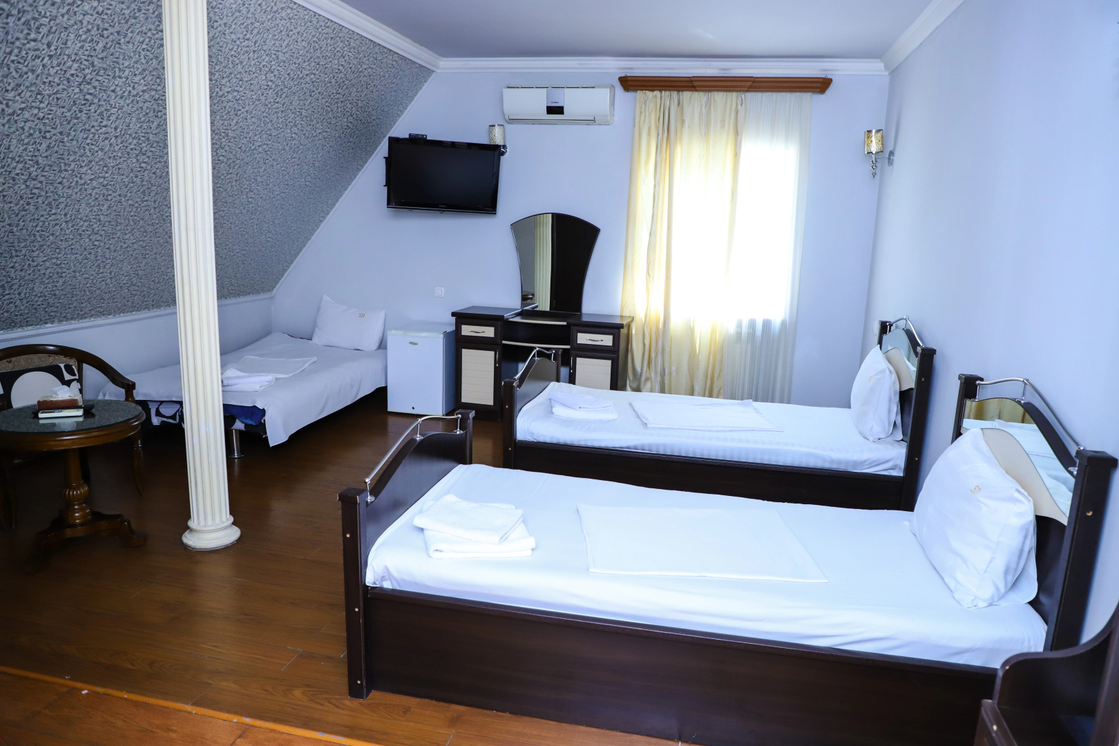 Photo - SD David Hotel