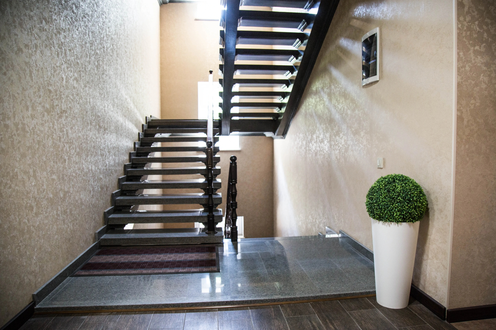 Photo - De'Mar Hotel