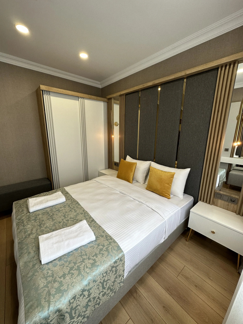 Photo - H&L Suites