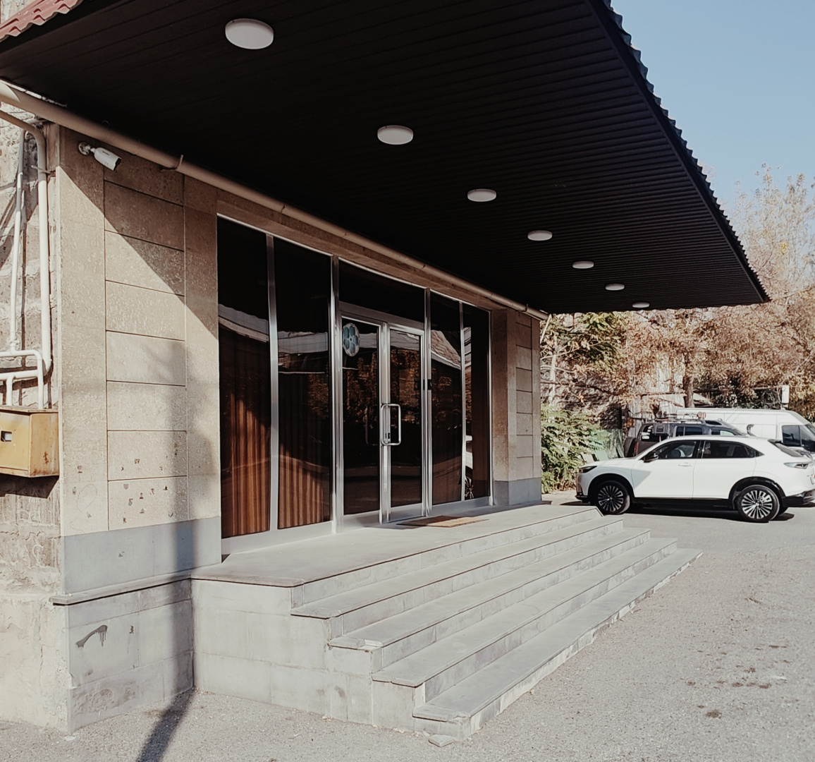 Photo - Areg Hotel