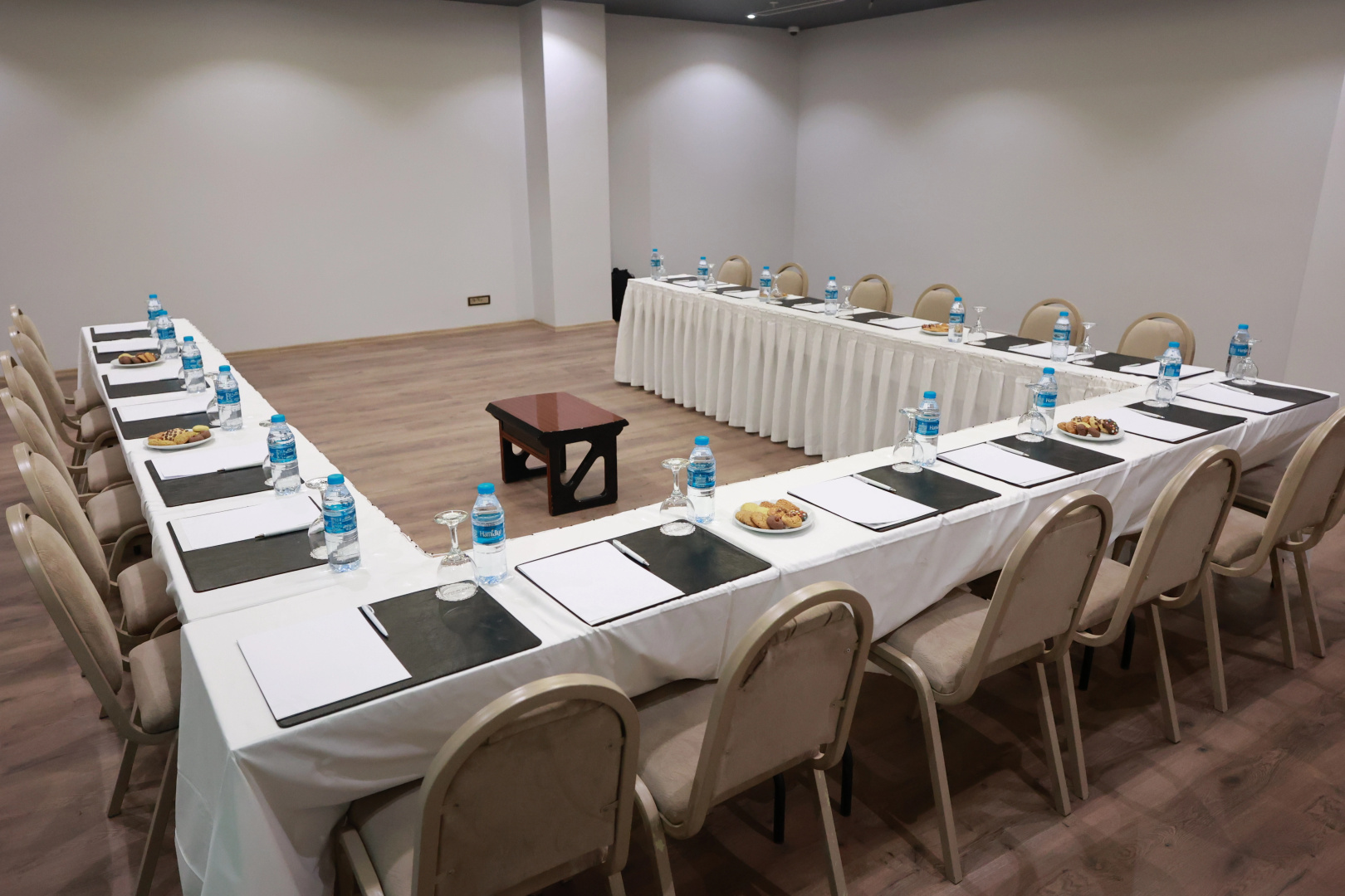 Photo - Revia Square Hotel