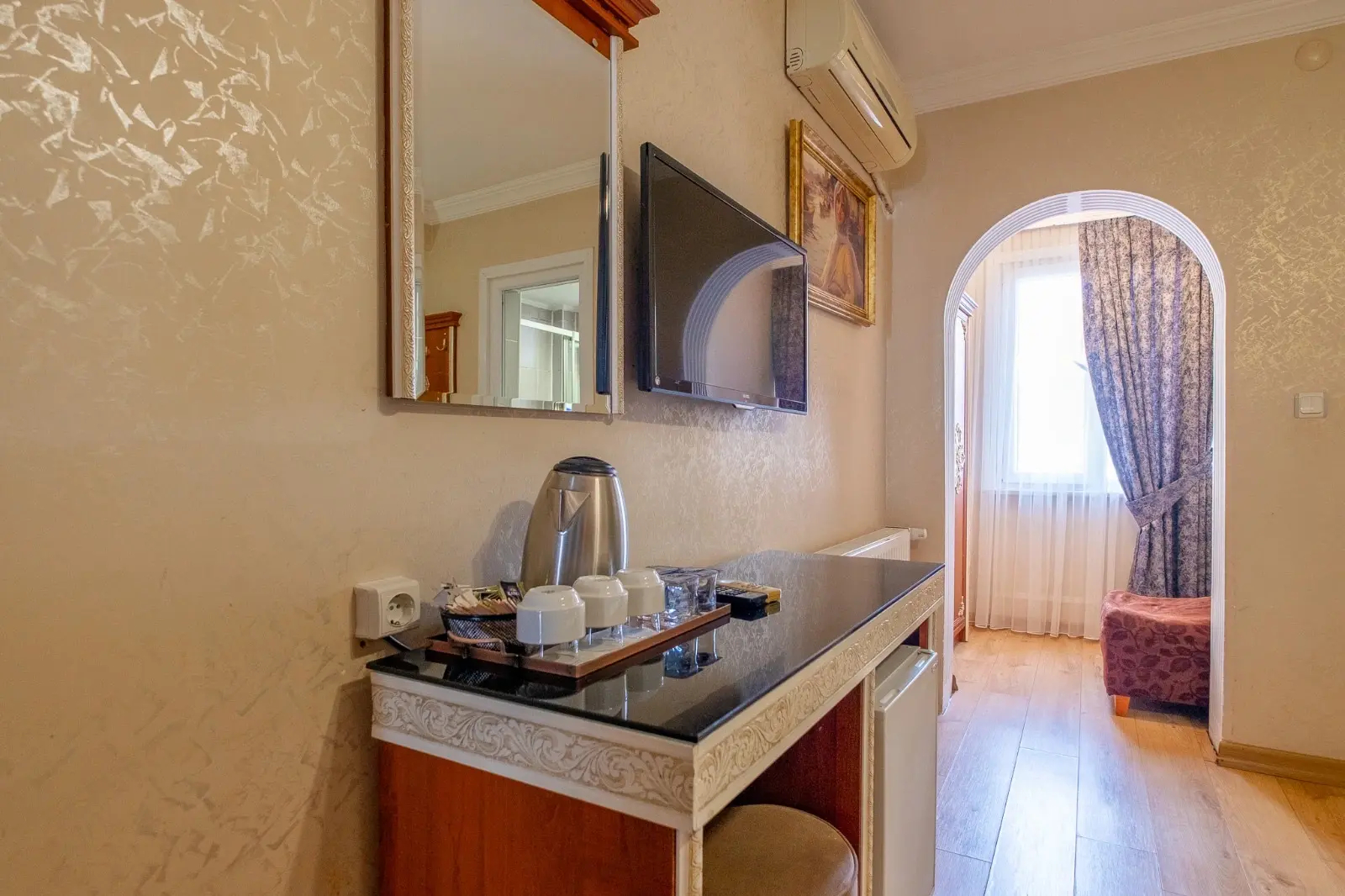 Photo - Big Apple Hotel