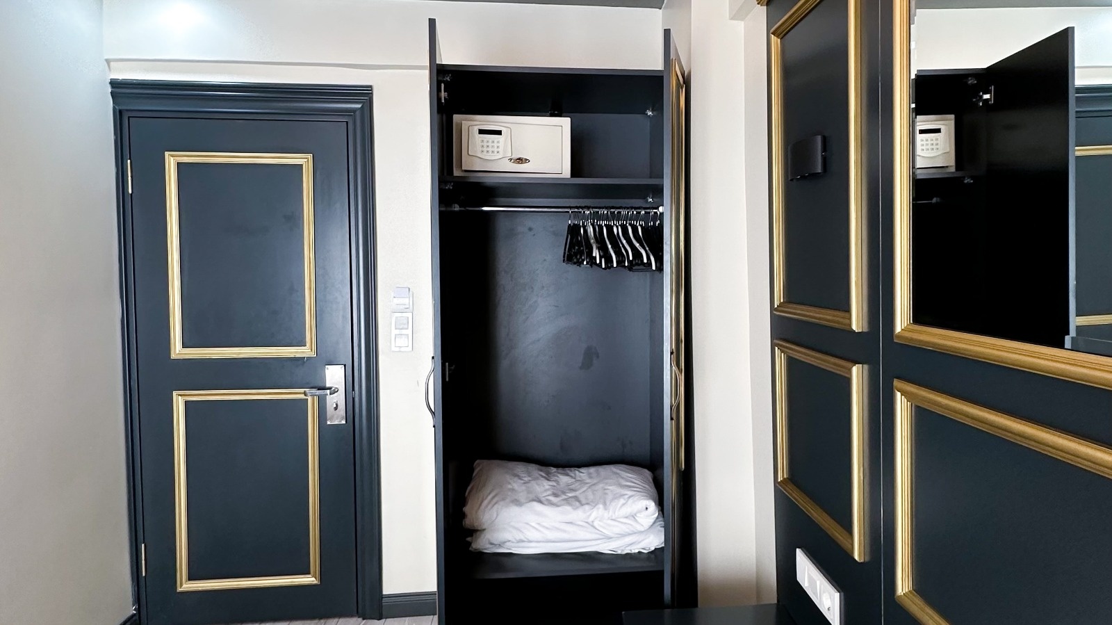Photo - Dnz Taxim Feridiye Otel