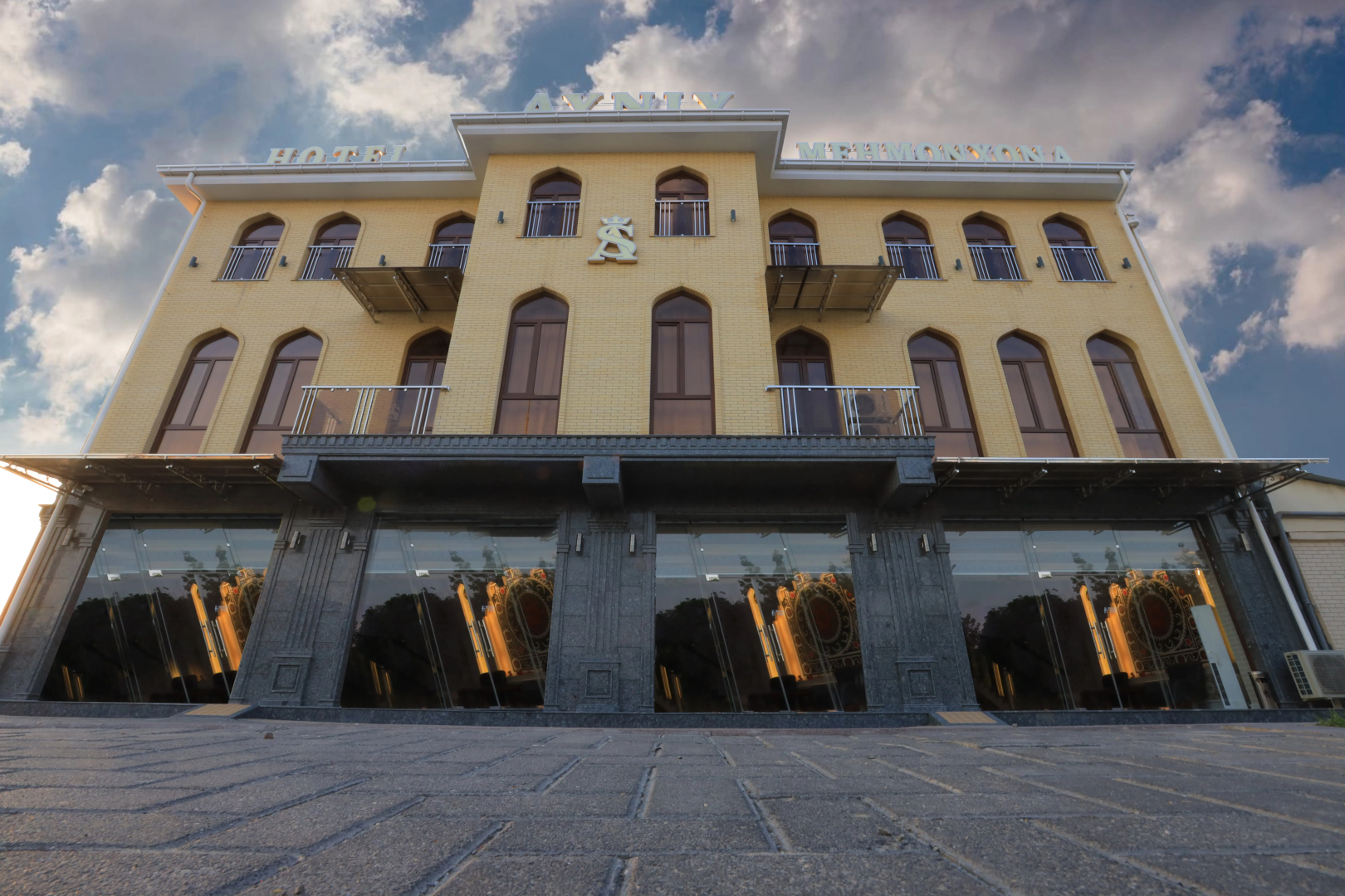 Foto - AYNIY Hotel