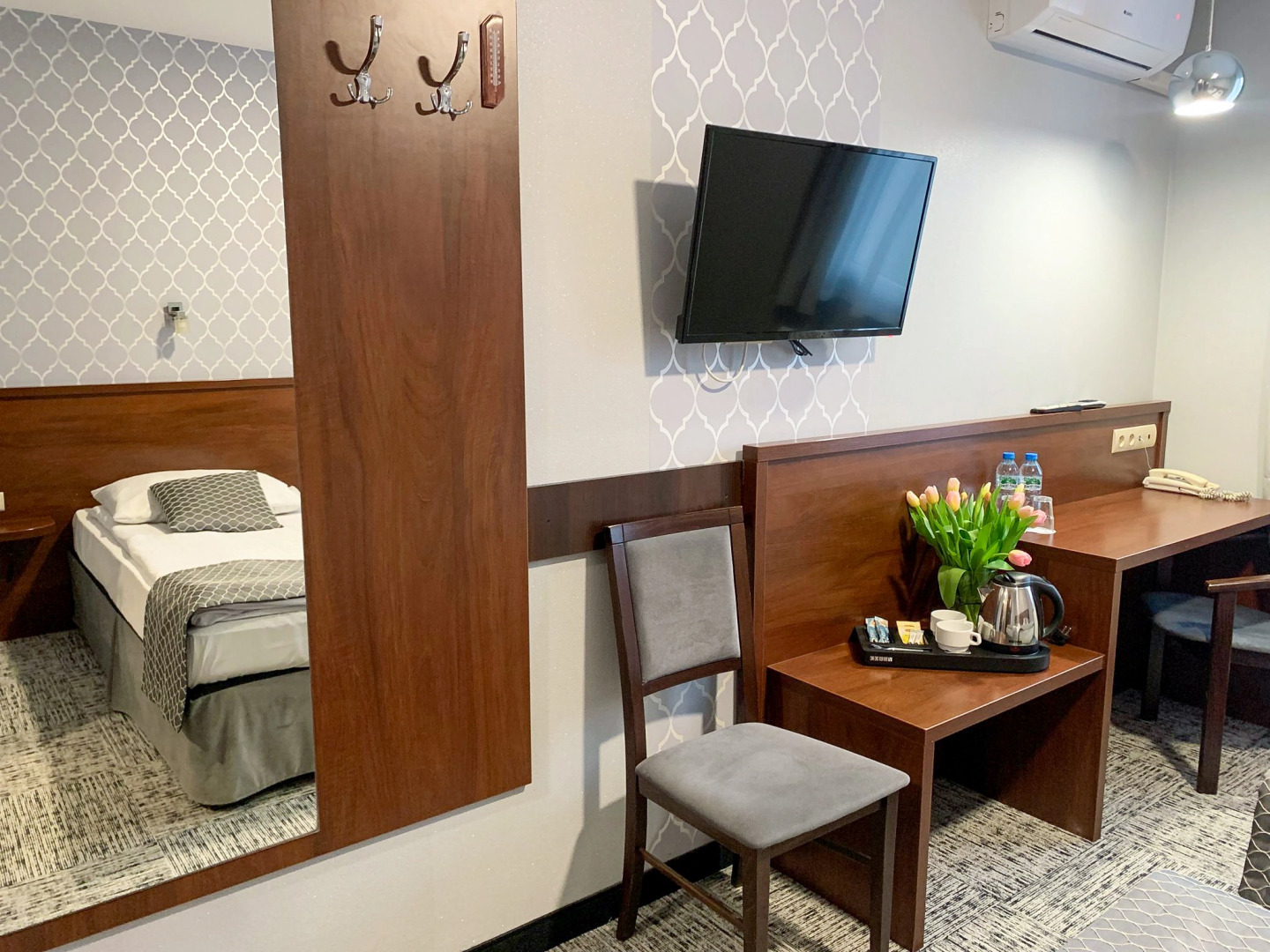 Foto - Hotel Fero Express POKOJE KLIMATYZOWANE AC