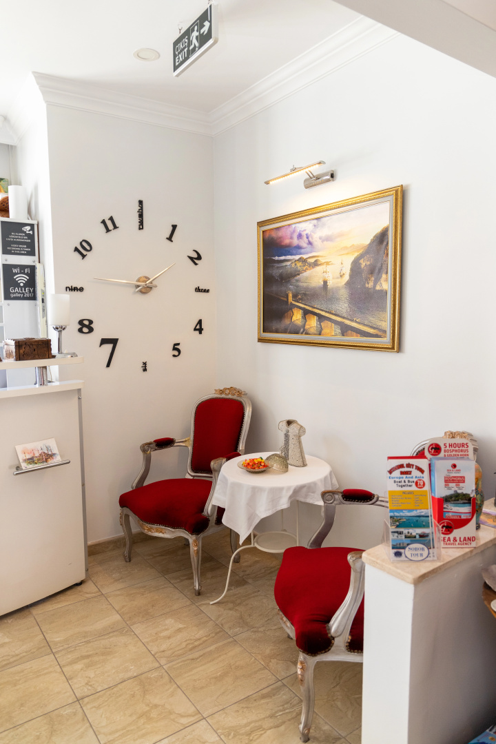 Photo - Galley Hotel