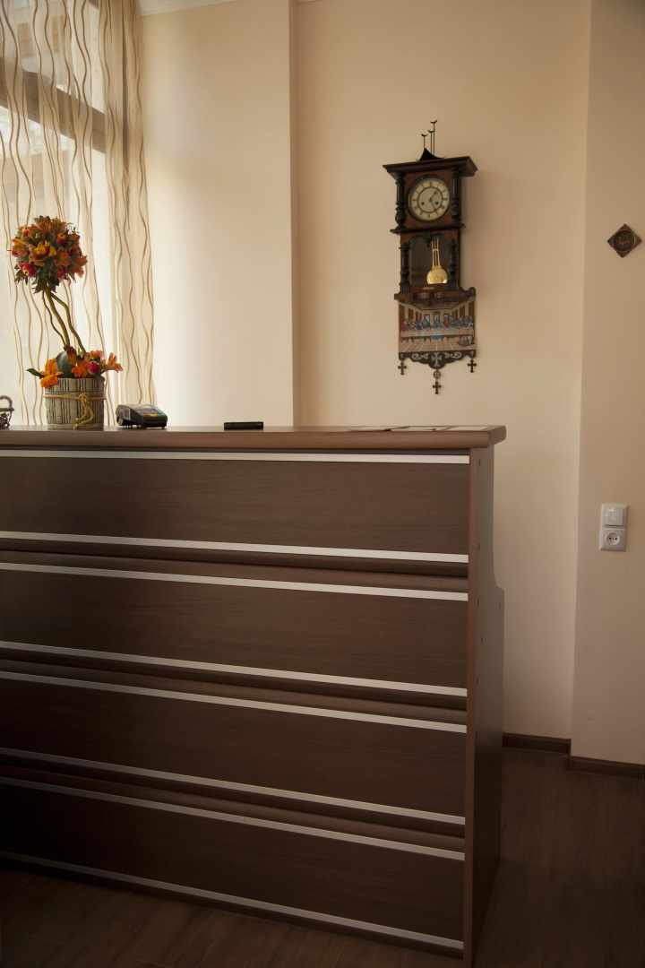 Photo - Hin Yerevantsi Hotel