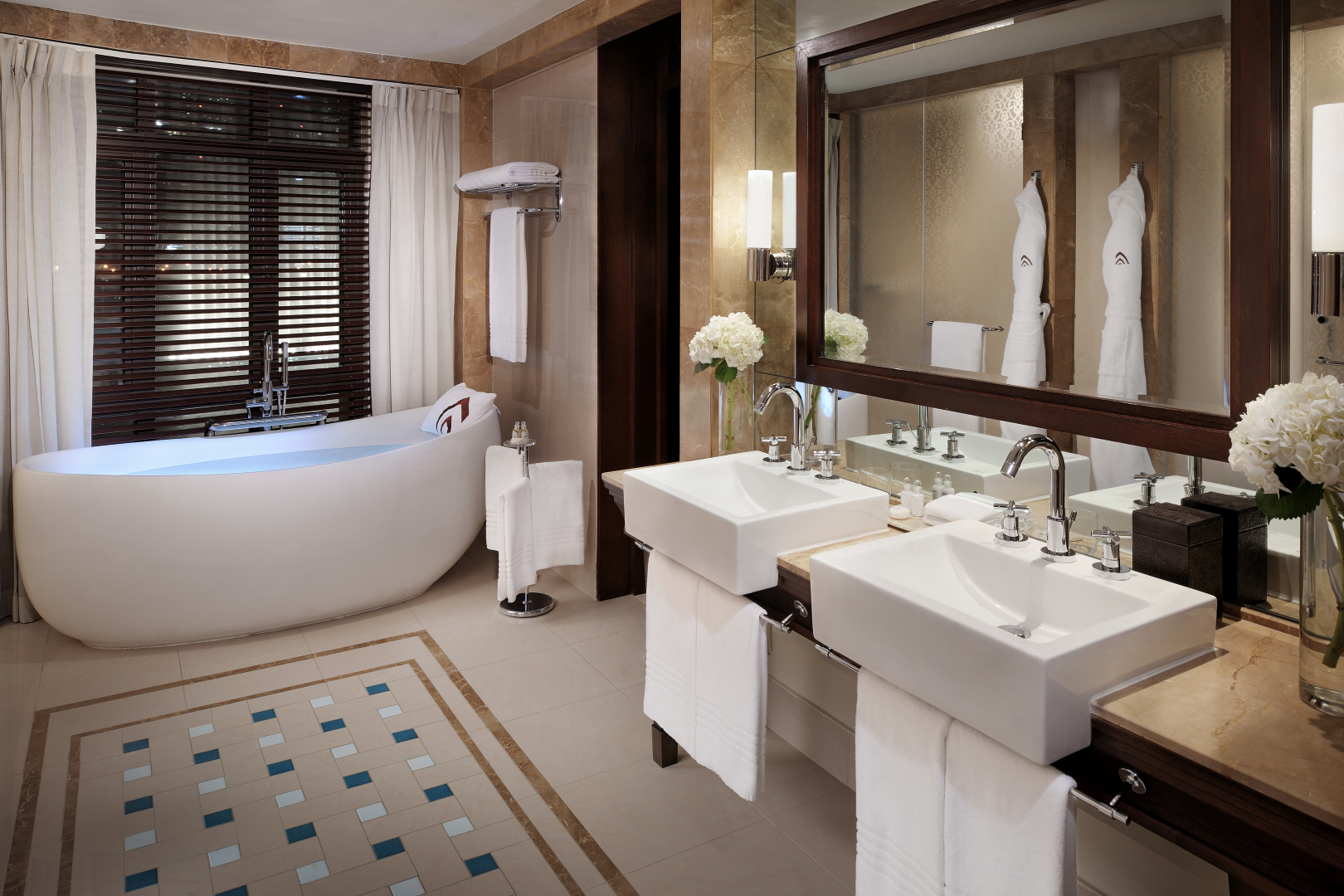 Photo - Palace Downtown