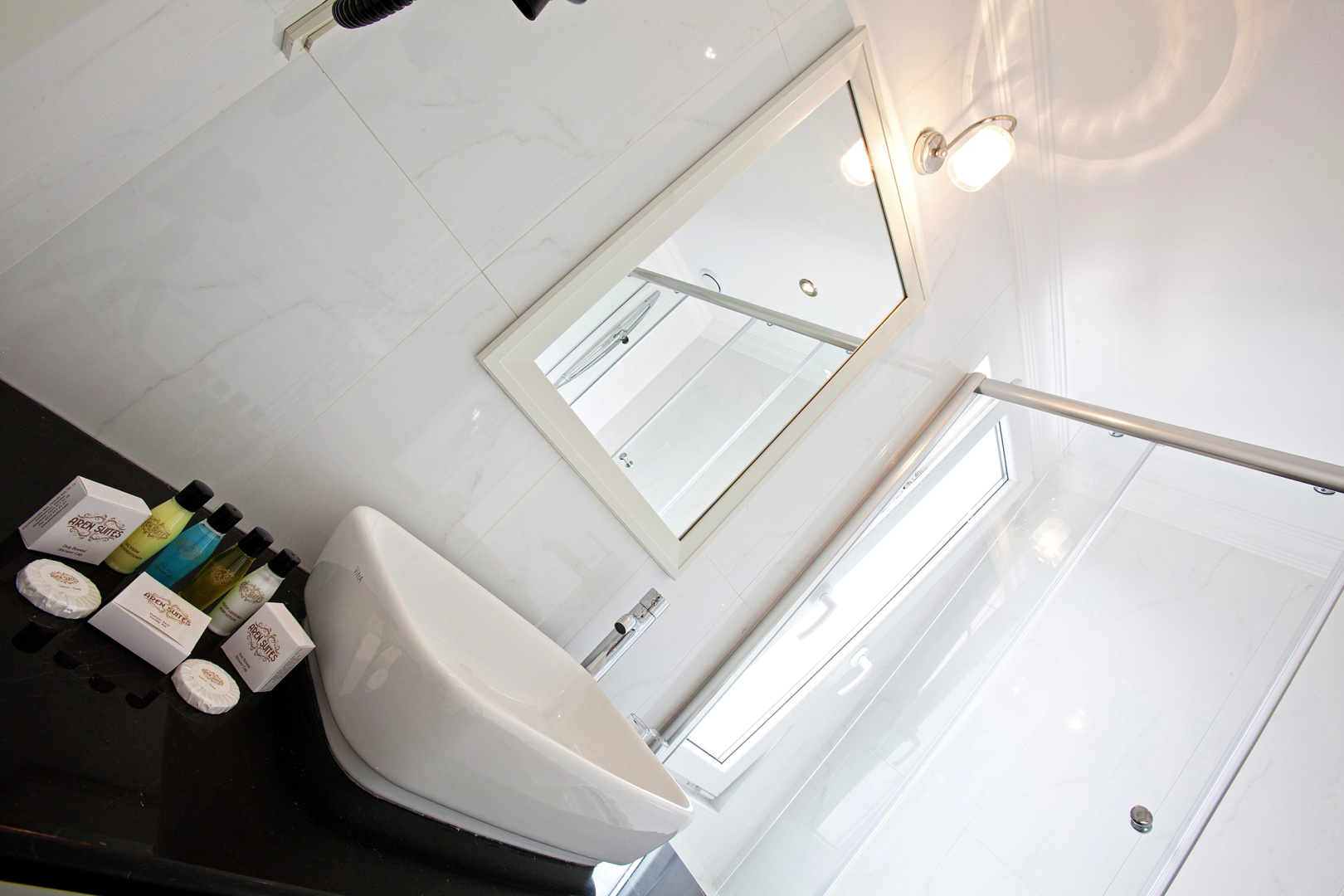 Photo - Aren Suites Hotel