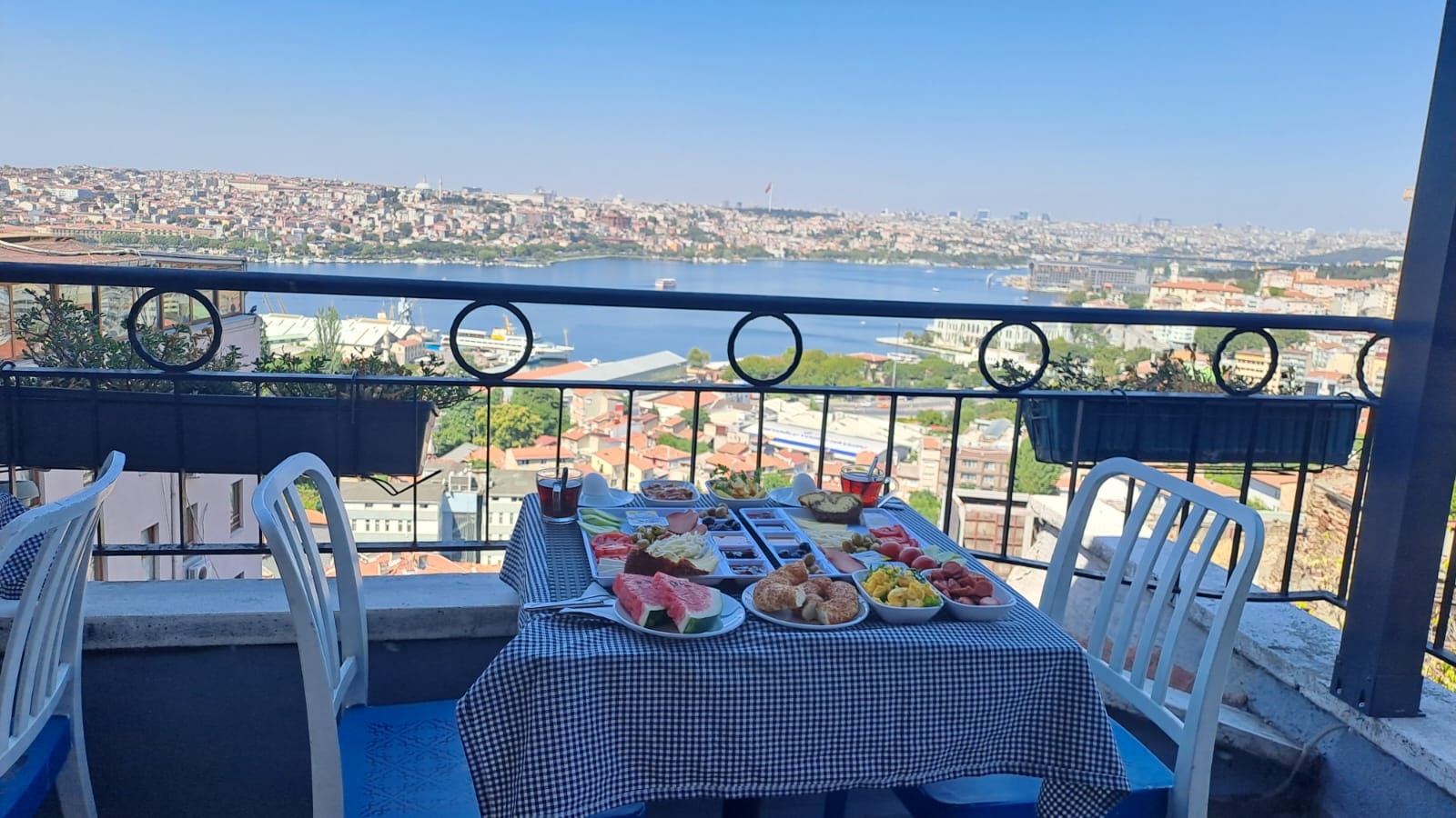 Photo - Bi̇g Urban Stay Taksi̇m@Wi̇th Sea Vi̇ew