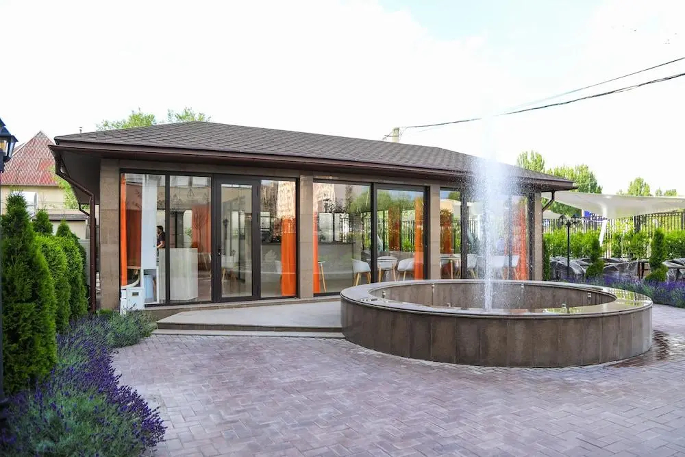 Photo - Oasis Residence