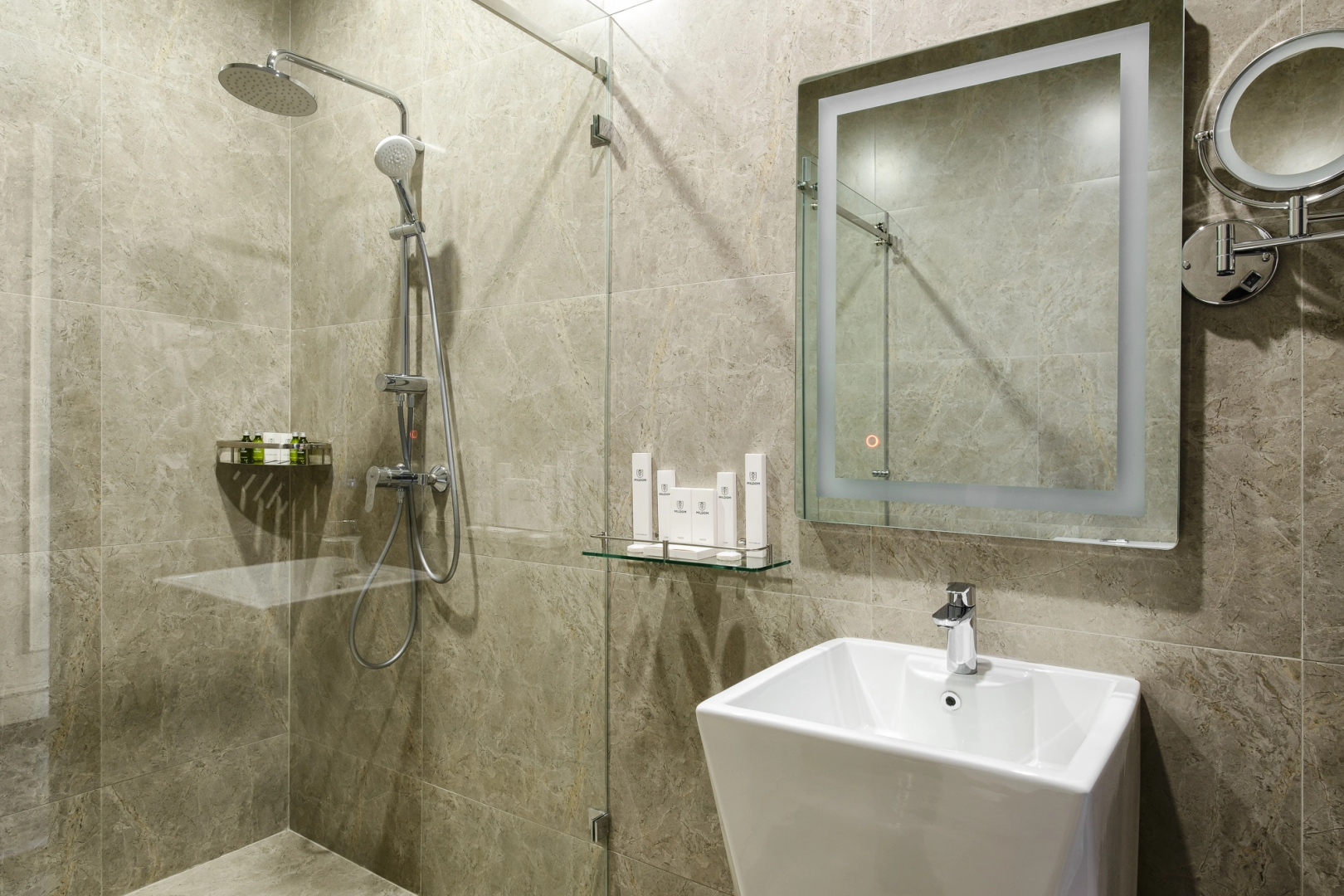 Foto - Grand Mildom Hotel