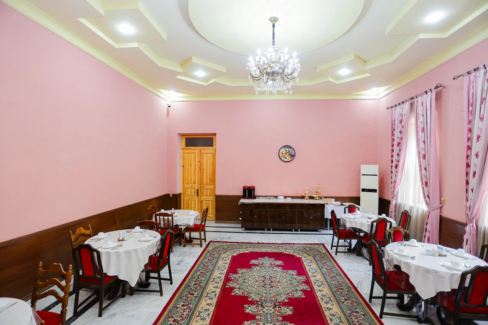 Foto - Yangi Sharq