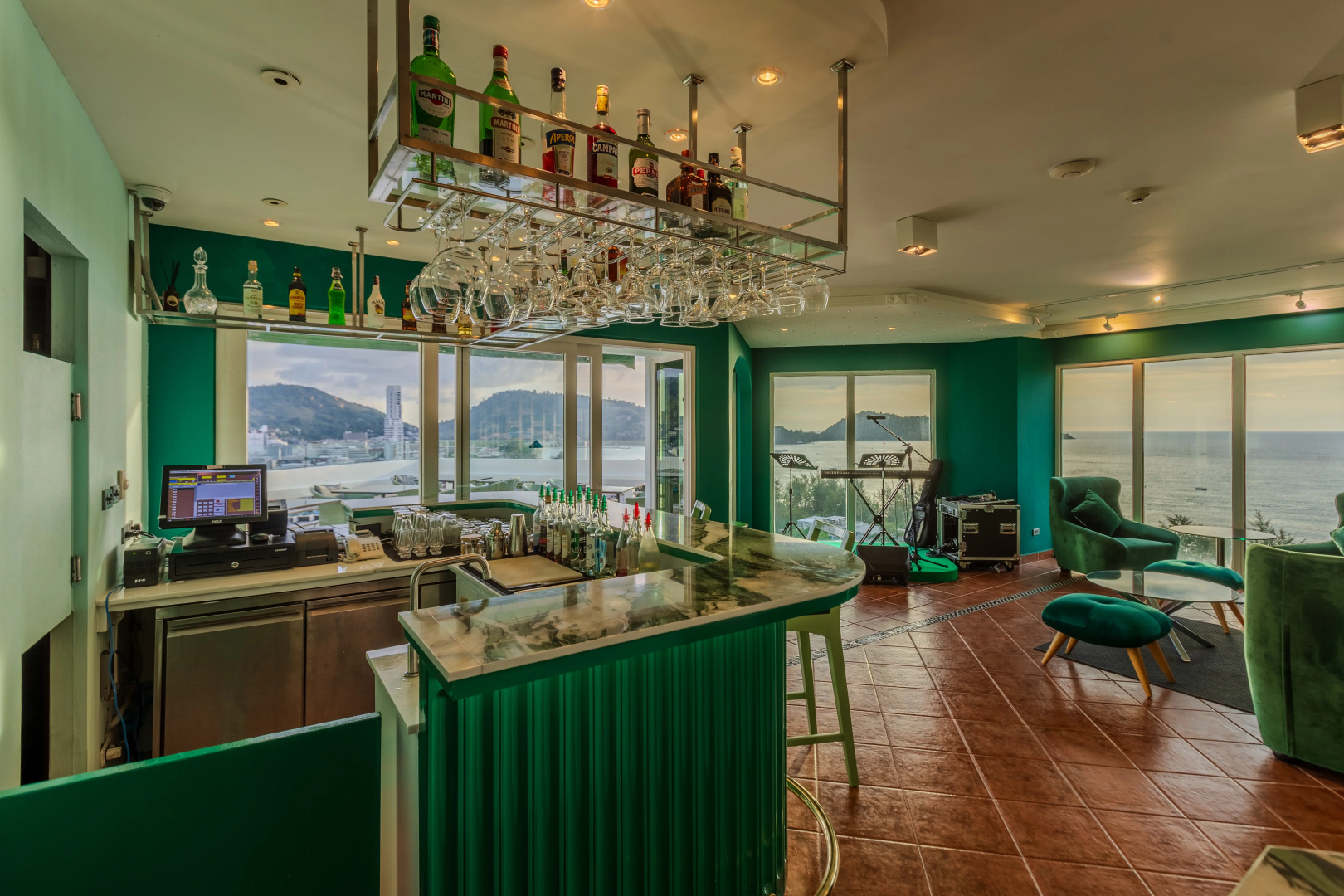 Foto - Andaman Beach Suites Hotel, Patong Phuket