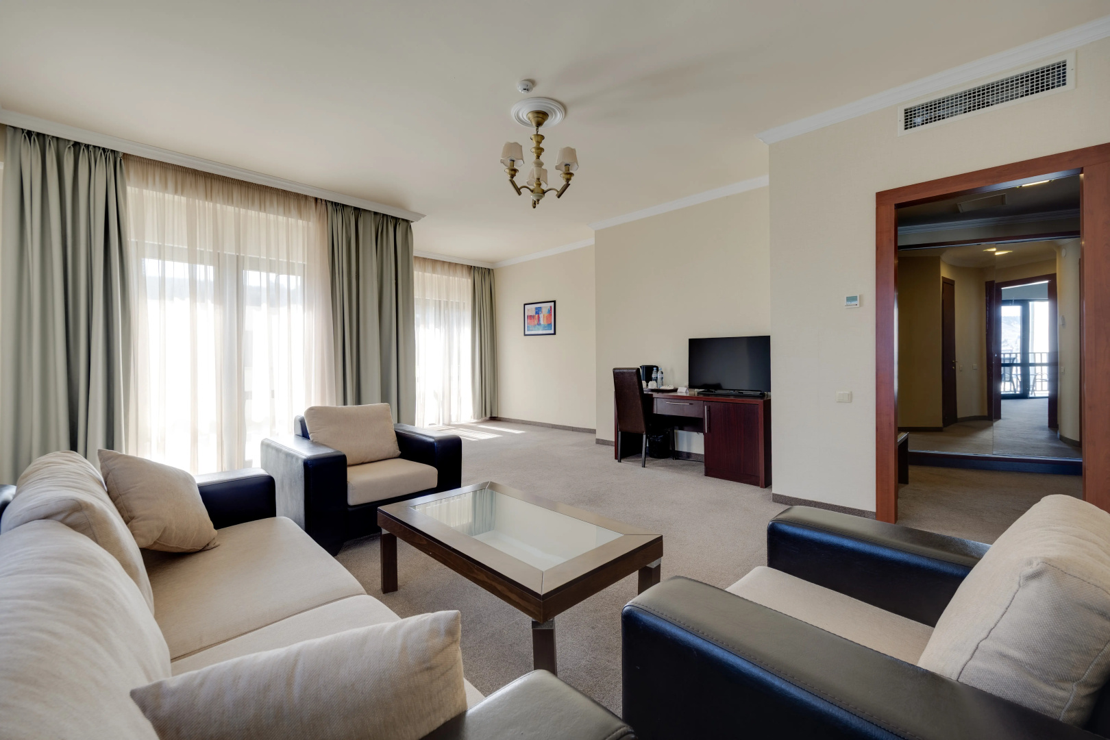 Photo - Astoria Tbilisi Hotel