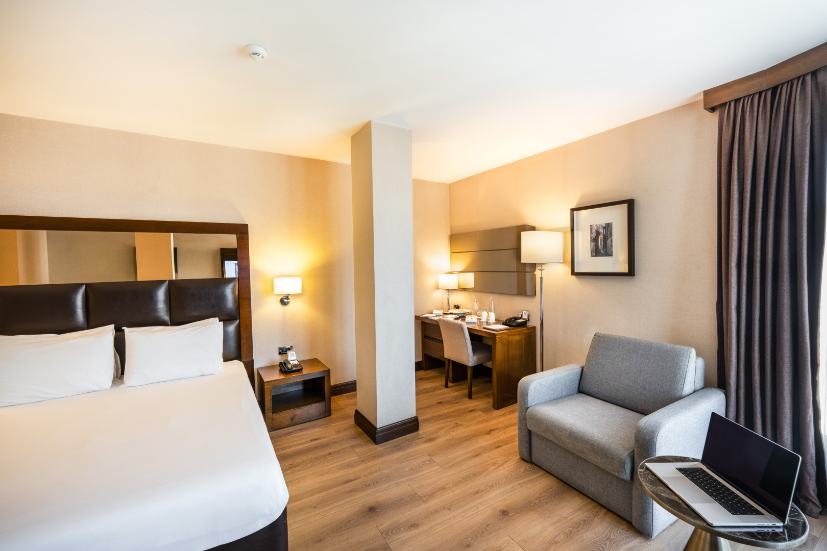 Foto - Midtown Hotel
