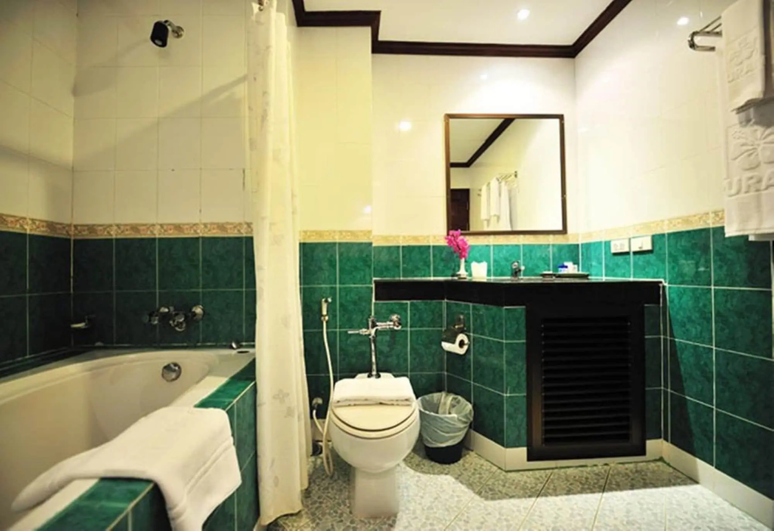 Photo - Thipurai city hotel